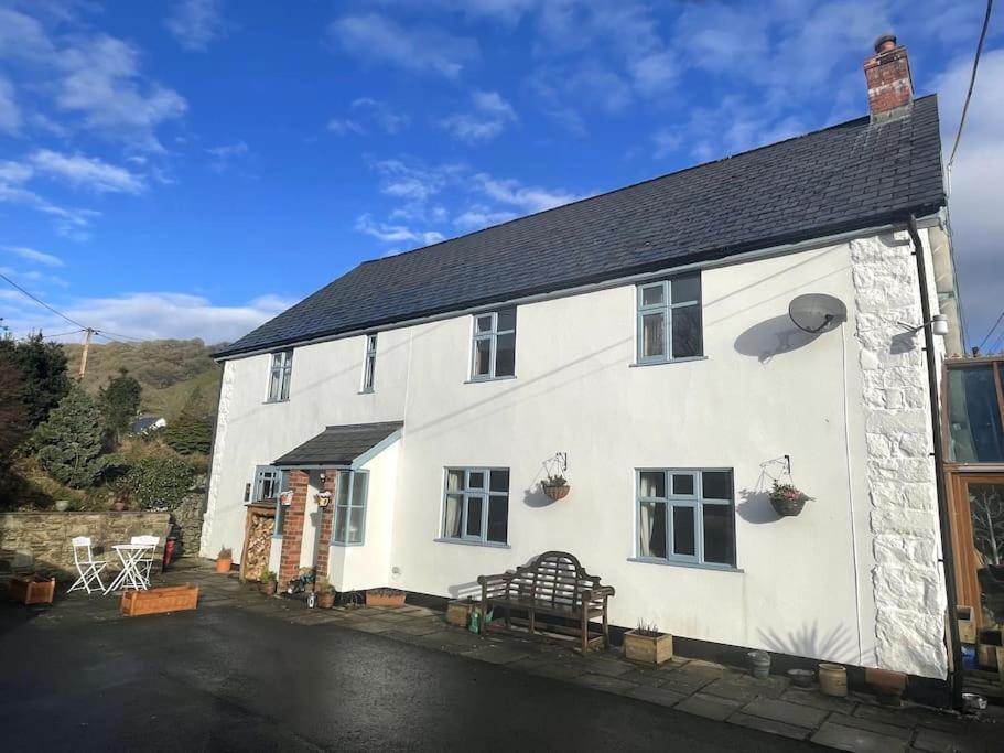 Y Felin Bed And Breakfast And Smallholding Caersws Exterior photo